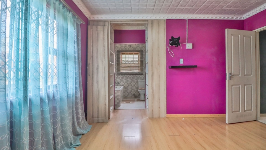 4 Bedroom Property for Sale in Amalinda Eastern Cape